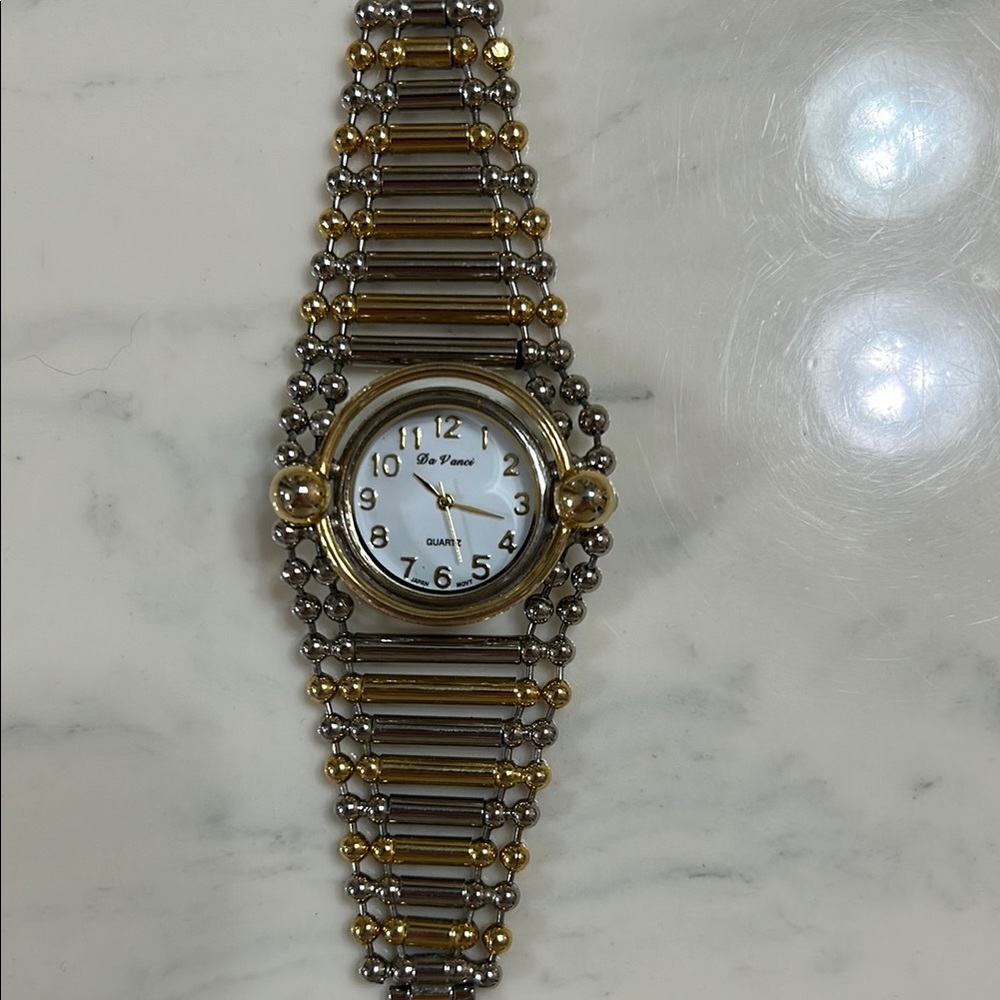 Elegant Da Vanci Gold and Silver Two-Tone Watch